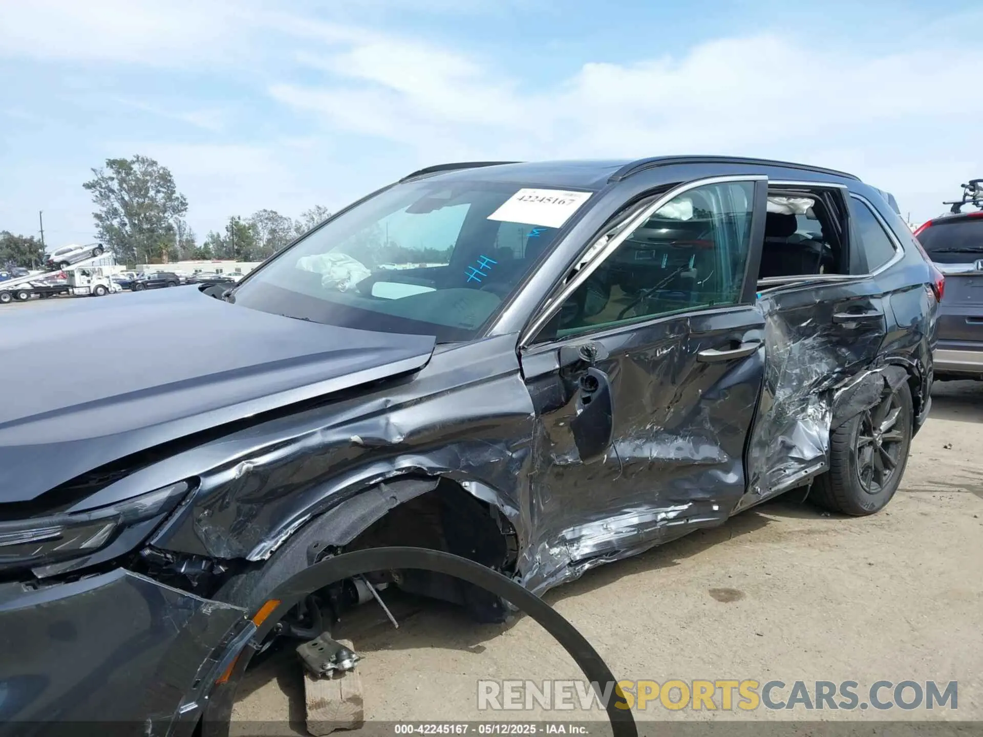 6 fotografías del automóvil dañado 7FARS5H5XSE037614 HONDA CR-V HYBRID 2025