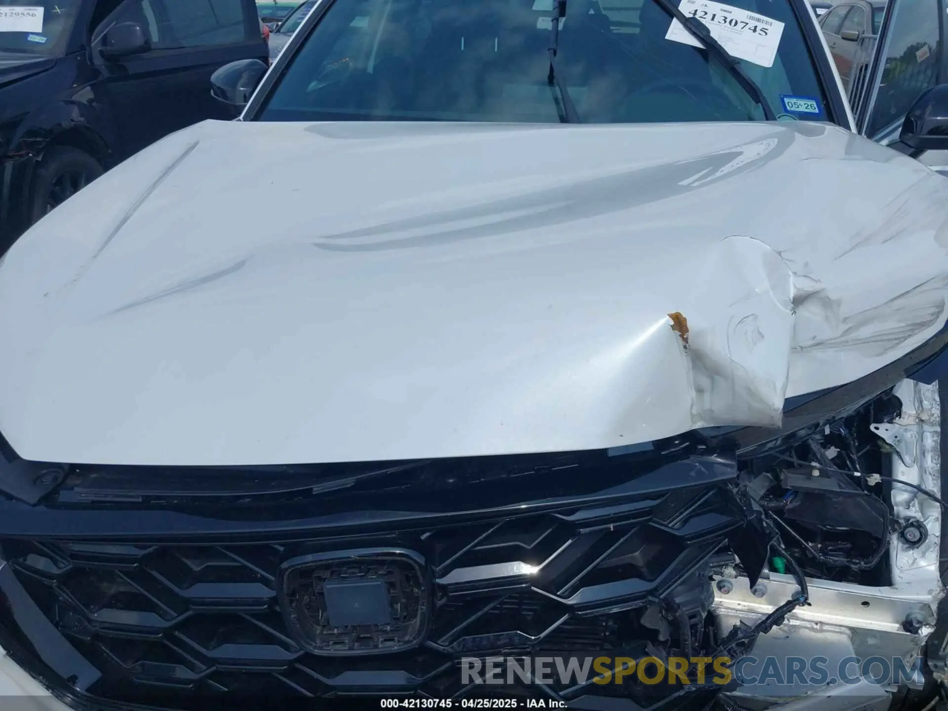 10 fotografías del automóvil dañado 7FARS5H82SE000907 HONDA CR-V HYBRID 2025