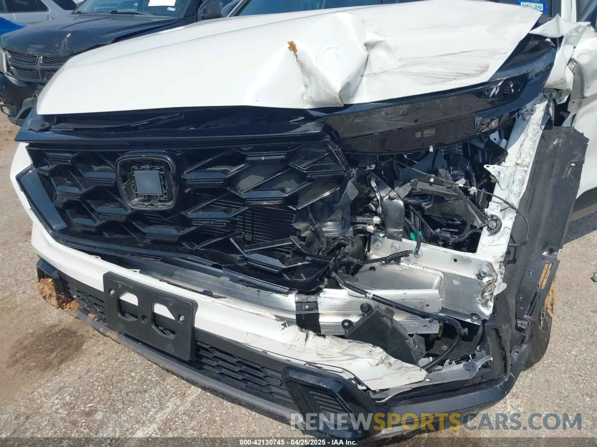 6 fotografías del automóvil dañado 7FARS5H82SE000907 HONDA CR-V HYBRID 2025