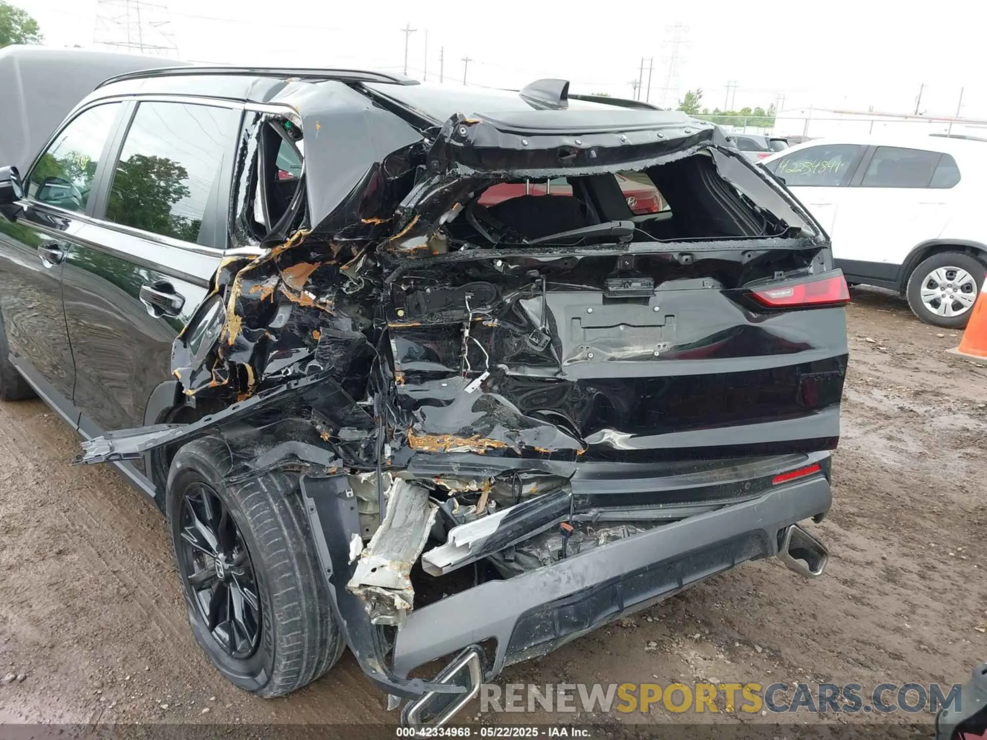6 fotografías del automóvil dañado 7FARS5H85SE000061 HONDA CR-V HYBRID 2025