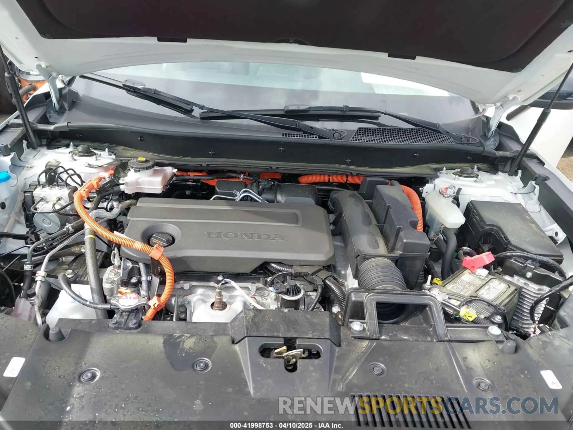 10 fotografías del automóvil dañado 7FARS5H87SE011918 HONDA CR-V HYBRID 2025