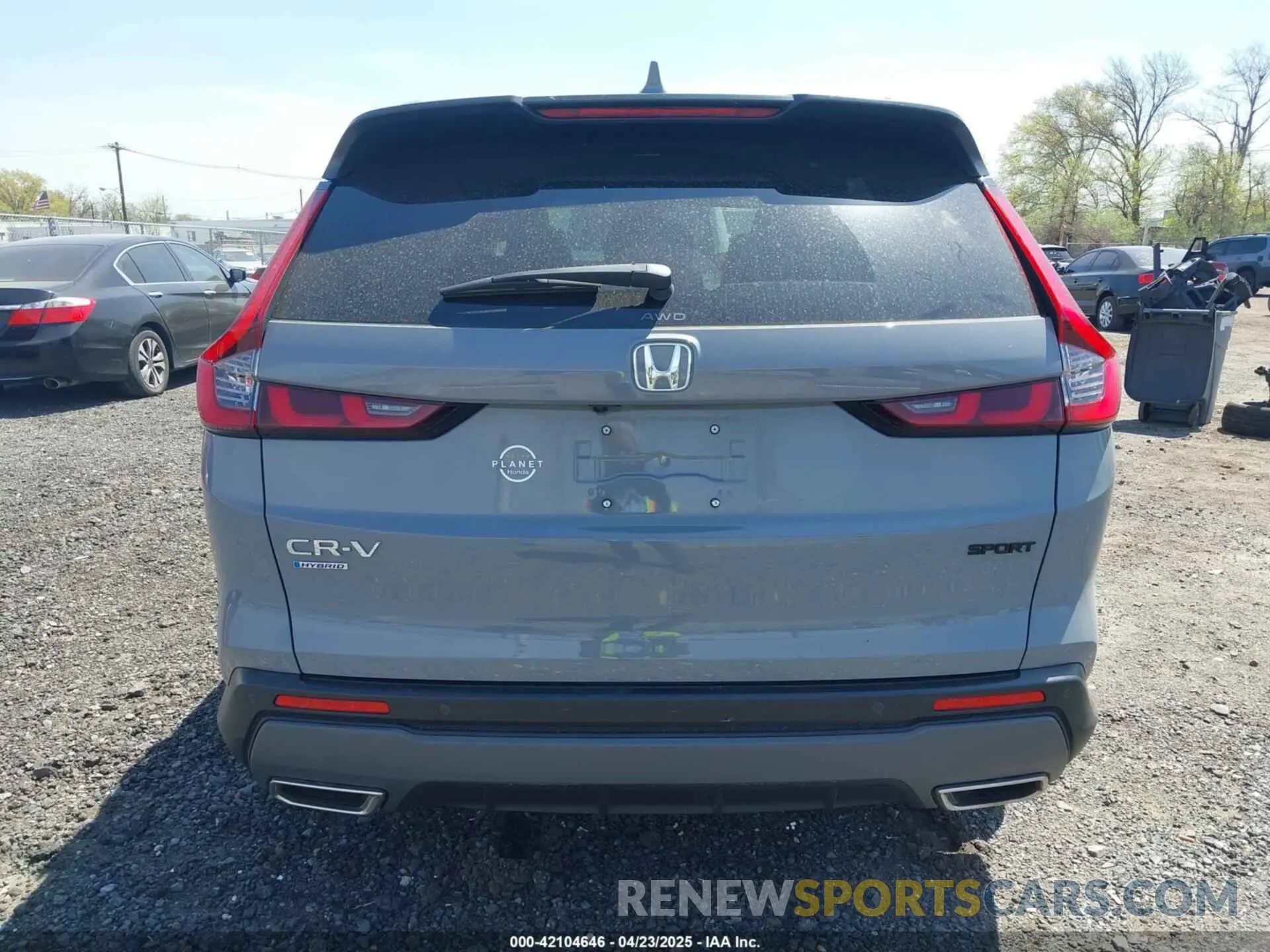 16 fotografías del automóvil dañado 7FARS6H84SE022204 HONDA CR-V HYBRID 2025