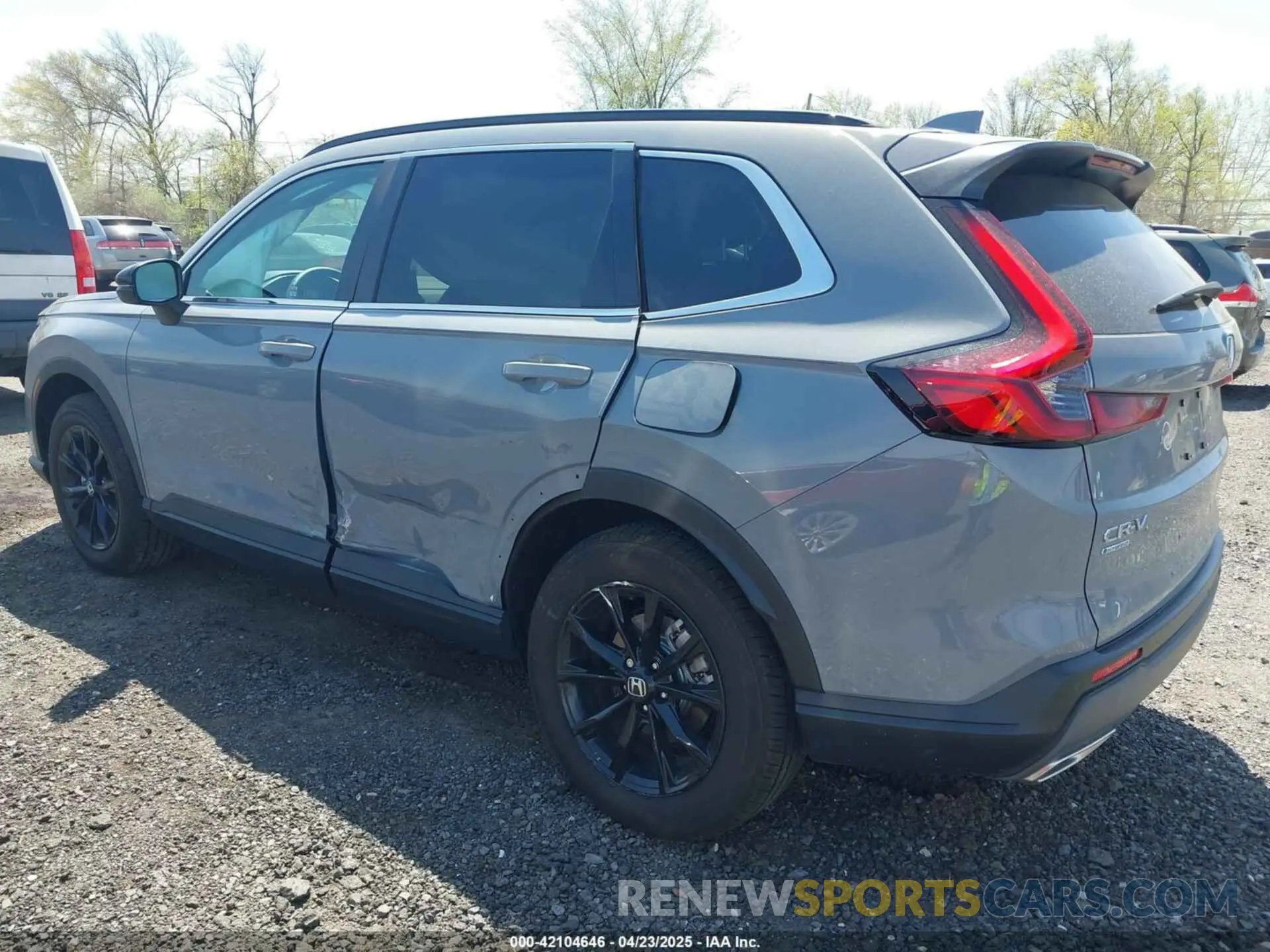 3 fotografías del automóvil dañado 7FARS6H84SE022204 HONDA CR-V HYBRID 2025