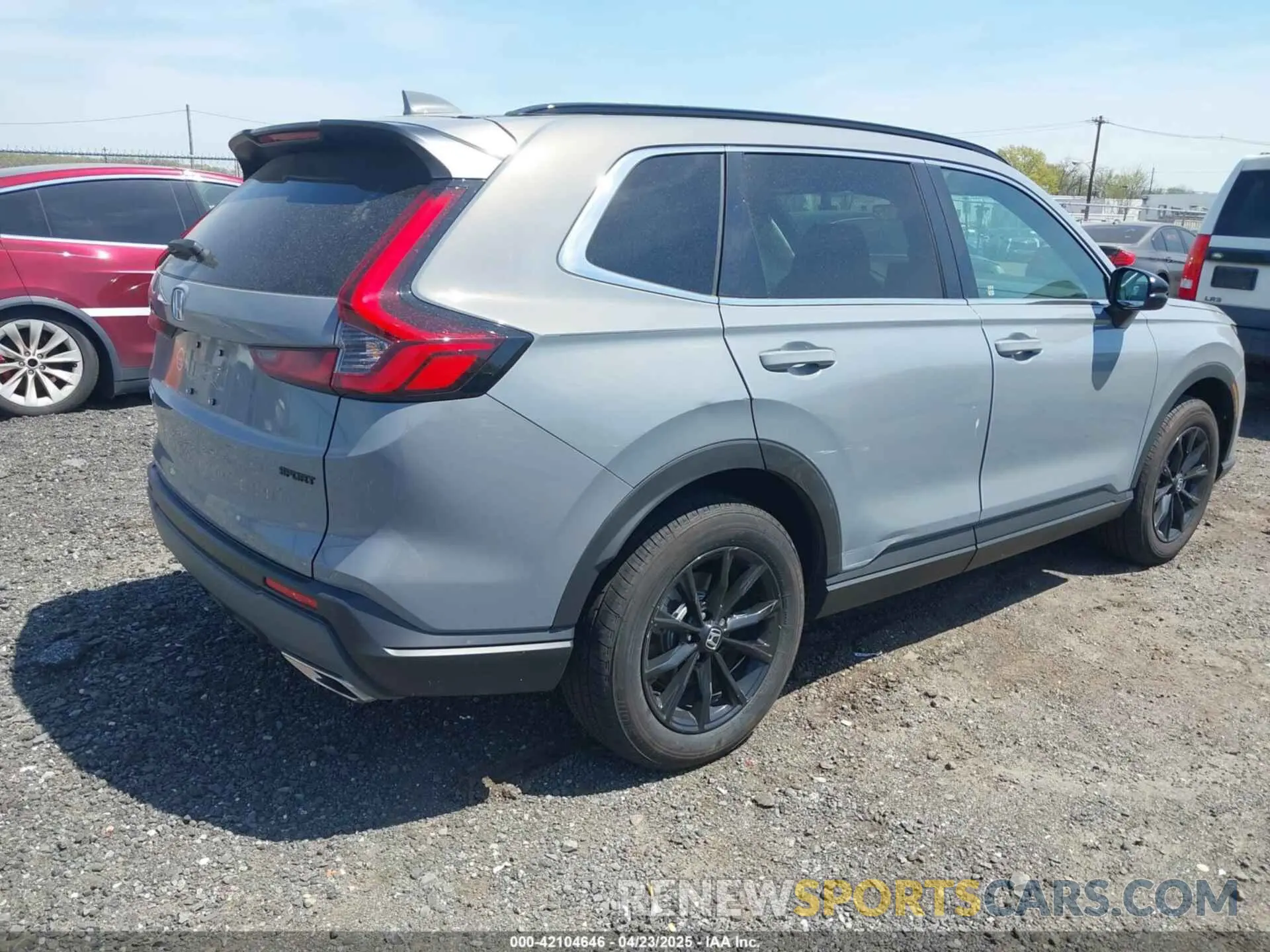 4 fotografías del automóvil dañado 7FARS6H84SE022204 HONDA CR-V HYBRID 2025