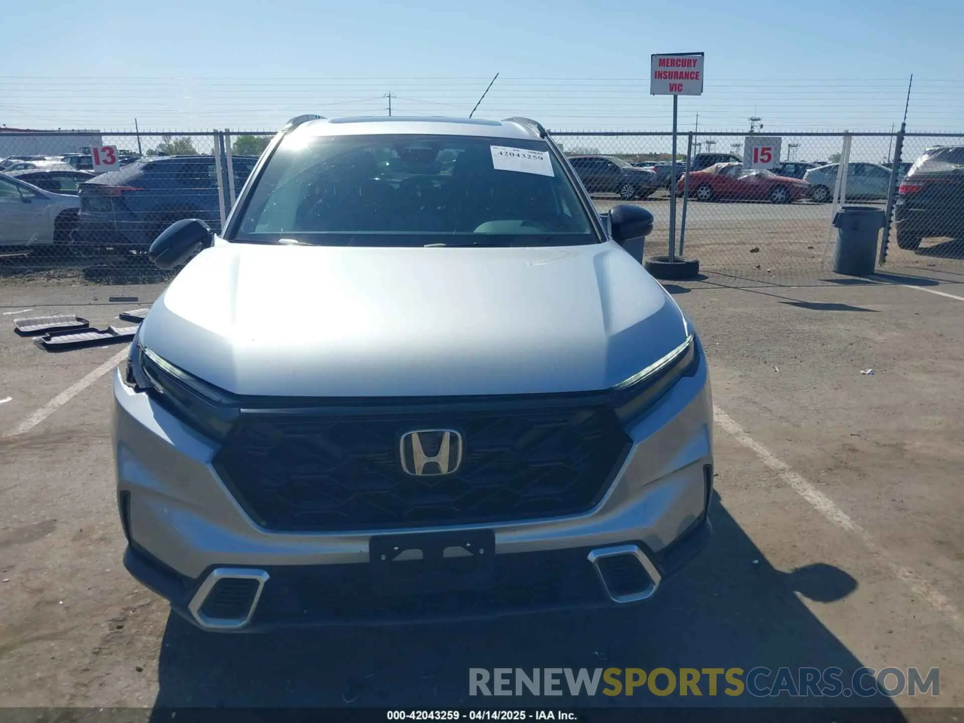 12 fotografías del automóvil dañado 7FARS6H91SE052754 HONDA CR-V HYBRID 2025