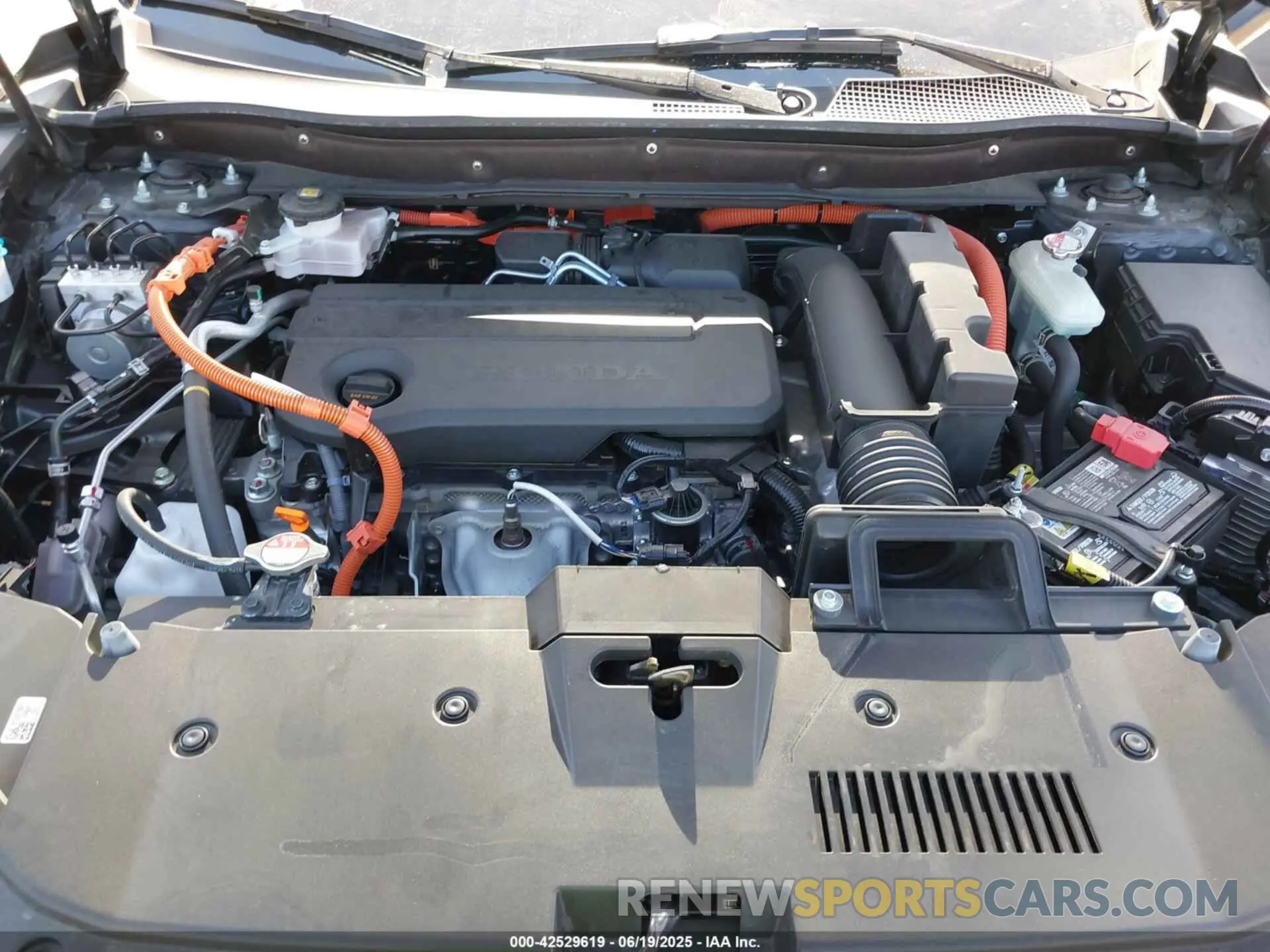 10 fotografías del automóvil dañado 7FARS6H94SE019487 HONDA CR-V HYBRID 2025