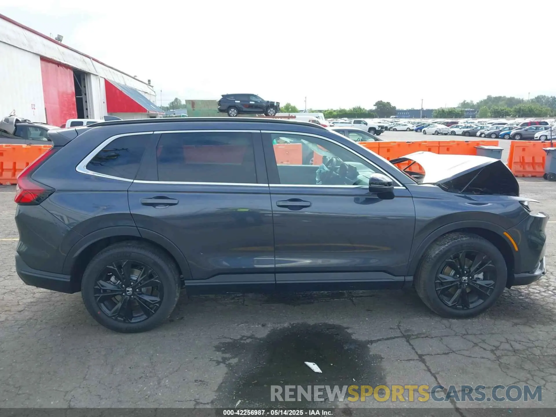 13 fotografías del automóvil dañado 7FARS6H96SE088004 HONDA CR-V HYBRID 2025