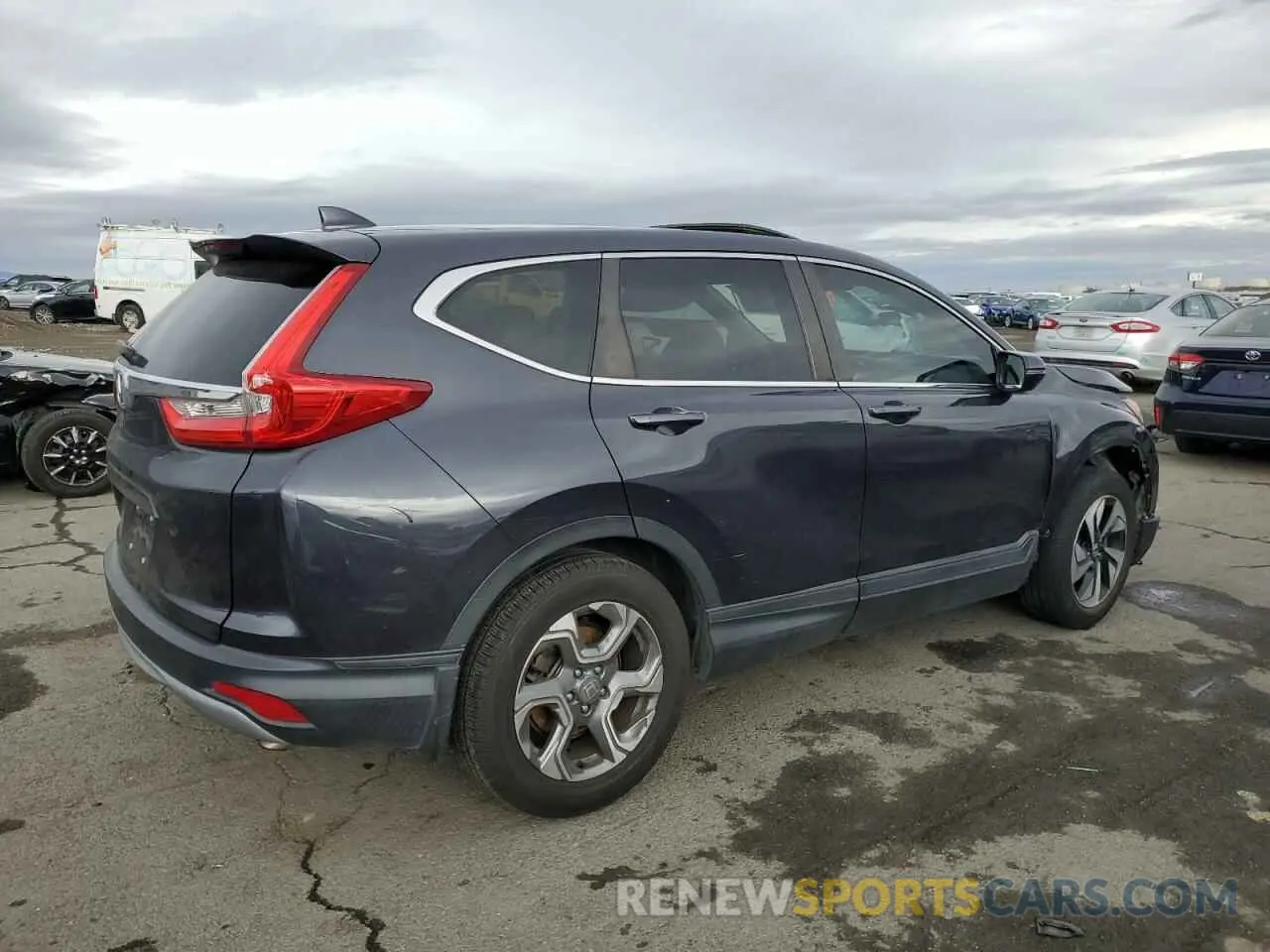 3 fotografías del automóvil dañado 2HKRW1H50KH512035 HONDA CRV 2019