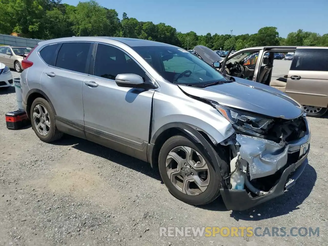 4 fotografías del automóvil dañado 2HKRW1H56KH515506 HONDA CRV 2019