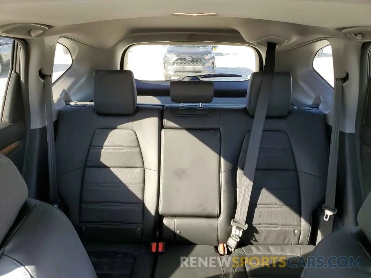 10 fotografías del automóvil dañado 2HKRW1H89KH509242 HONDA CRV 2019