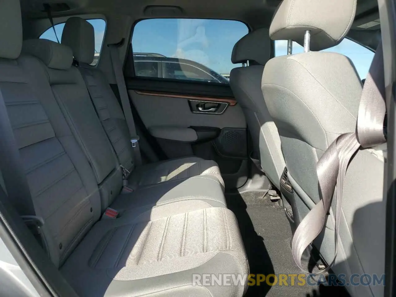 12 fotografías del automóvil dañado 2HKRW2H50KH654603 HONDA CRV 2019