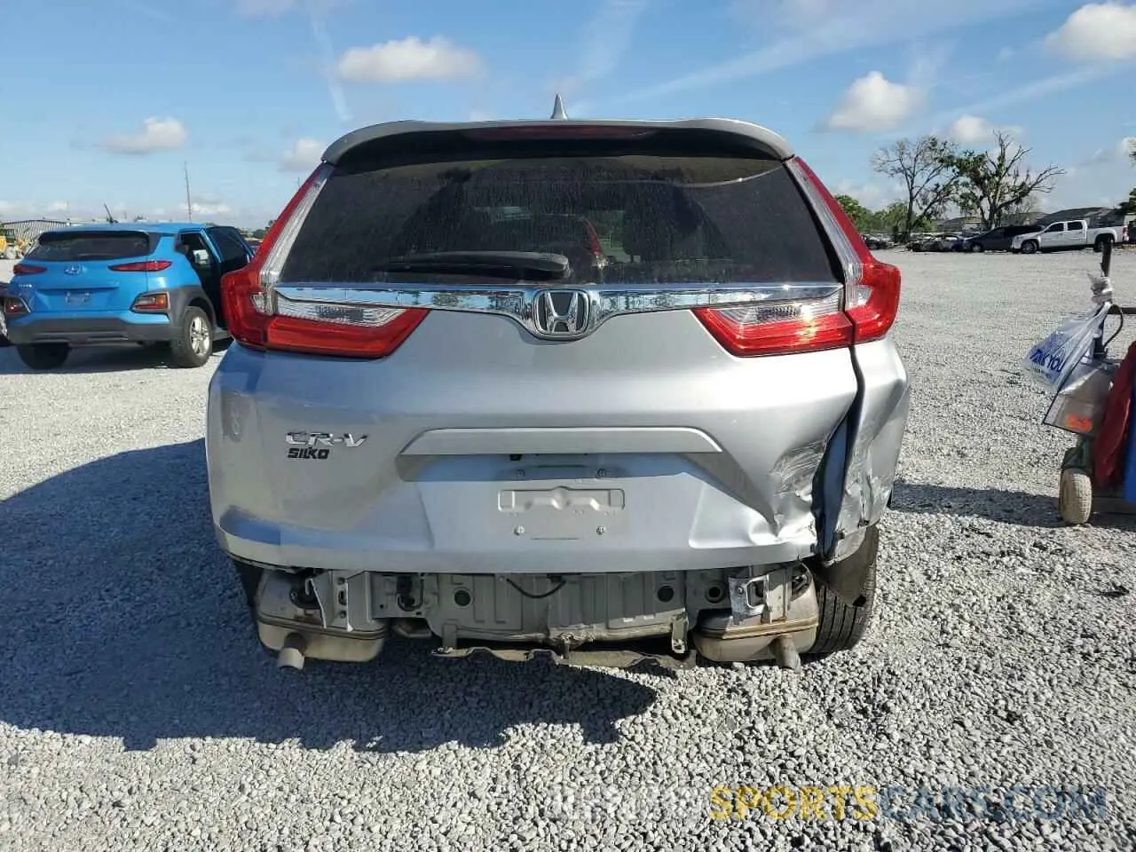 6 fotografías del automóvil dañado 2HKRW2H50KH654603 HONDA CRV 2019