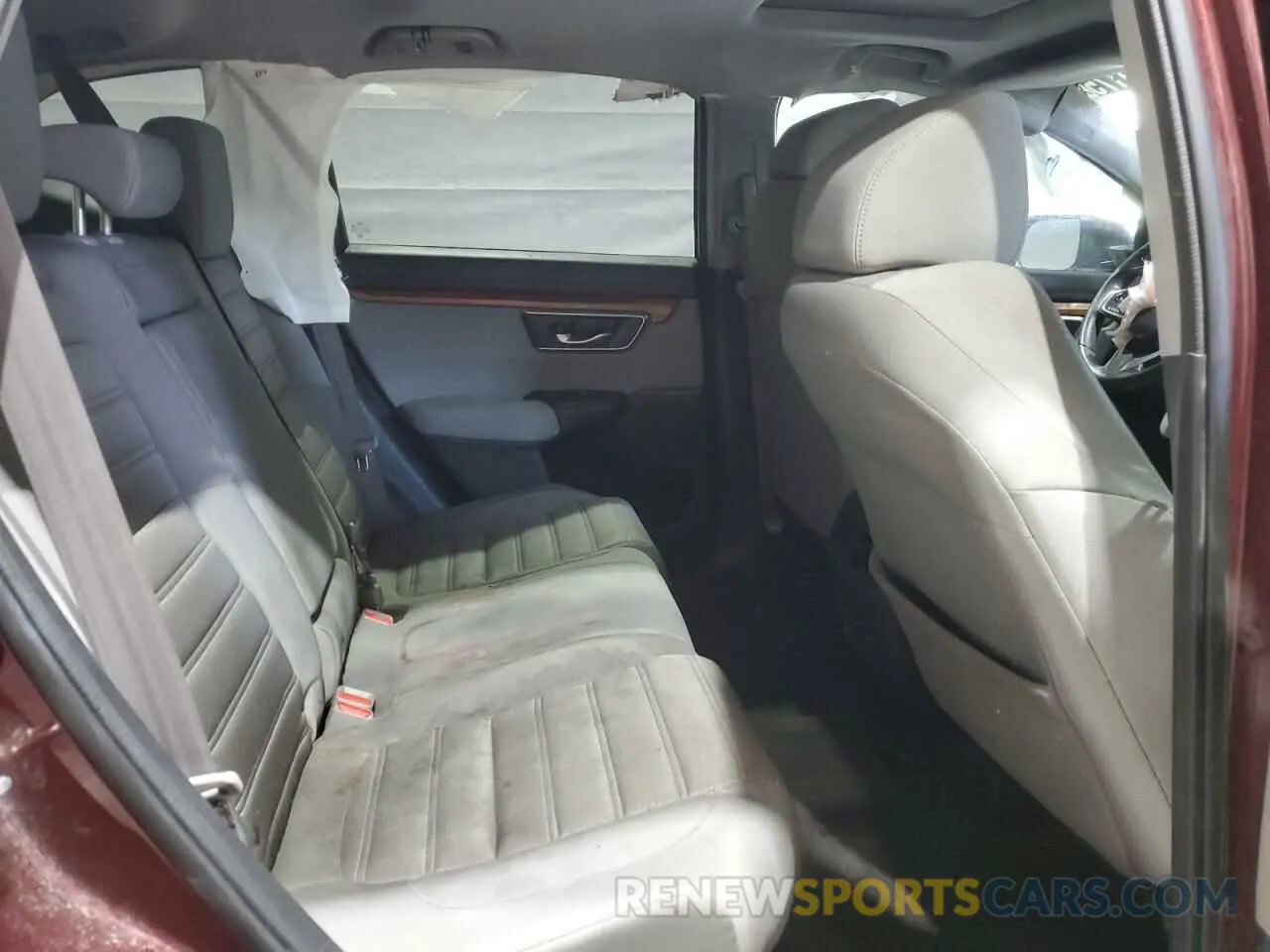 11 fotografías del automóvil dañado 2HKRW2H52KH606357 HONDA CRV 2019