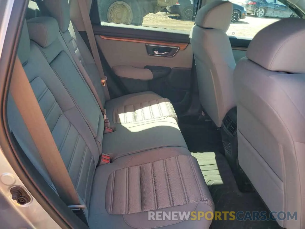 12 fotografías del automóvil dañado 2HKRW2H52KH645739 HONDA CRV 2019