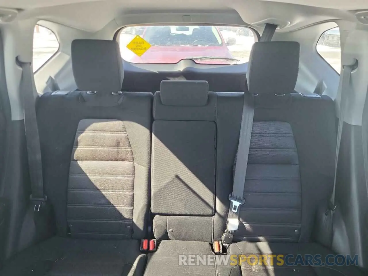 10 fotografías del automóvil dañado 2HKRW2H58KH114822 HONDA CRV 2019