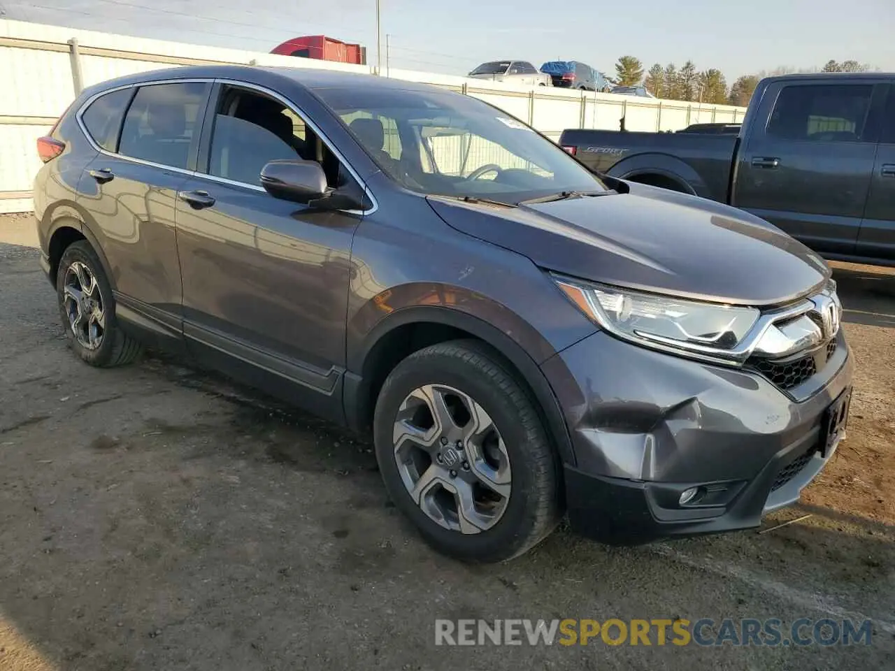 4 fotografías del automóvil dañado 2HKRW2H58KH675800 HONDA CRV 2019