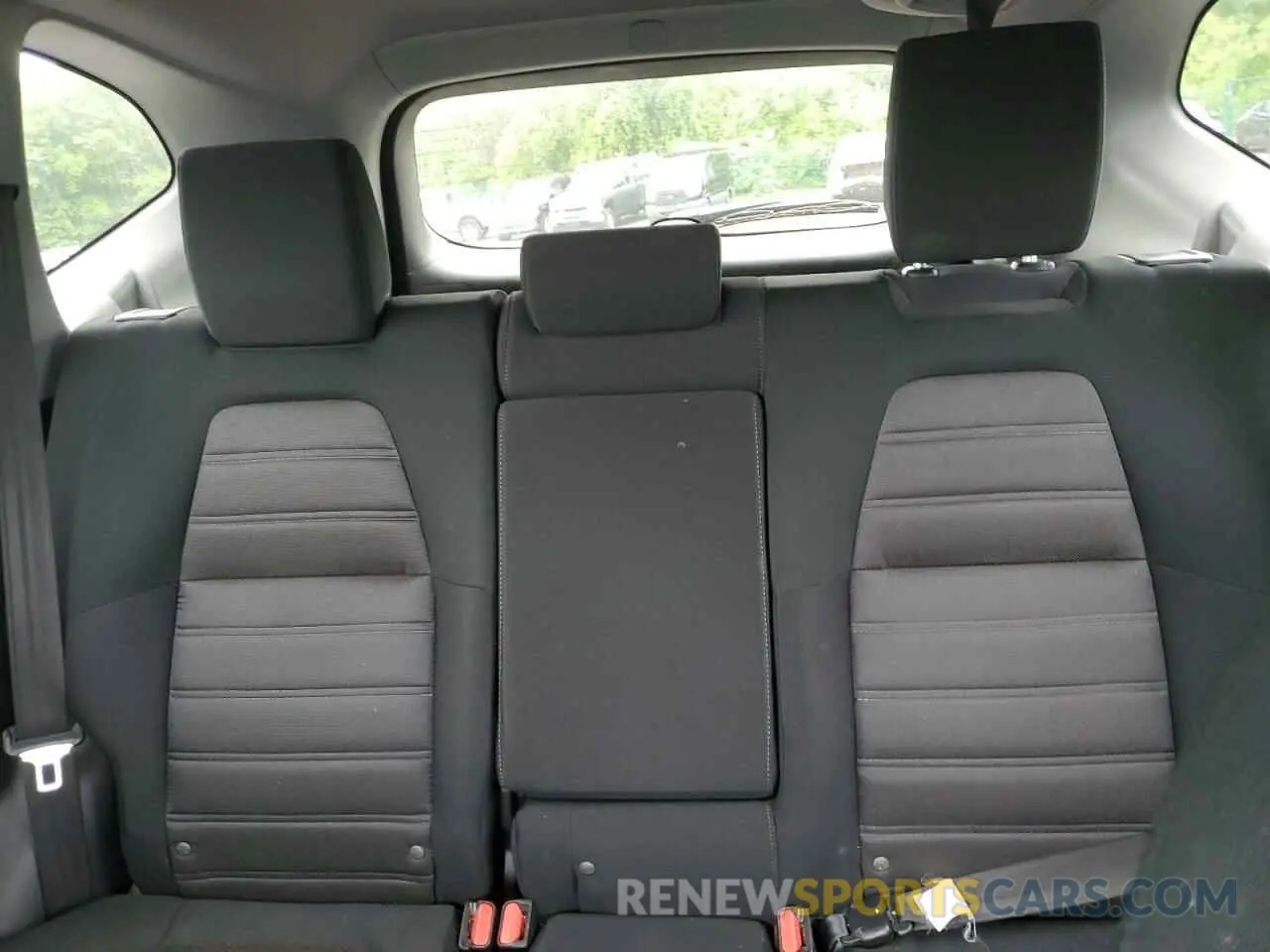 10 fotografías del automóvil dañado 2HKRW2H5XKH609426 HONDA CRV 2019