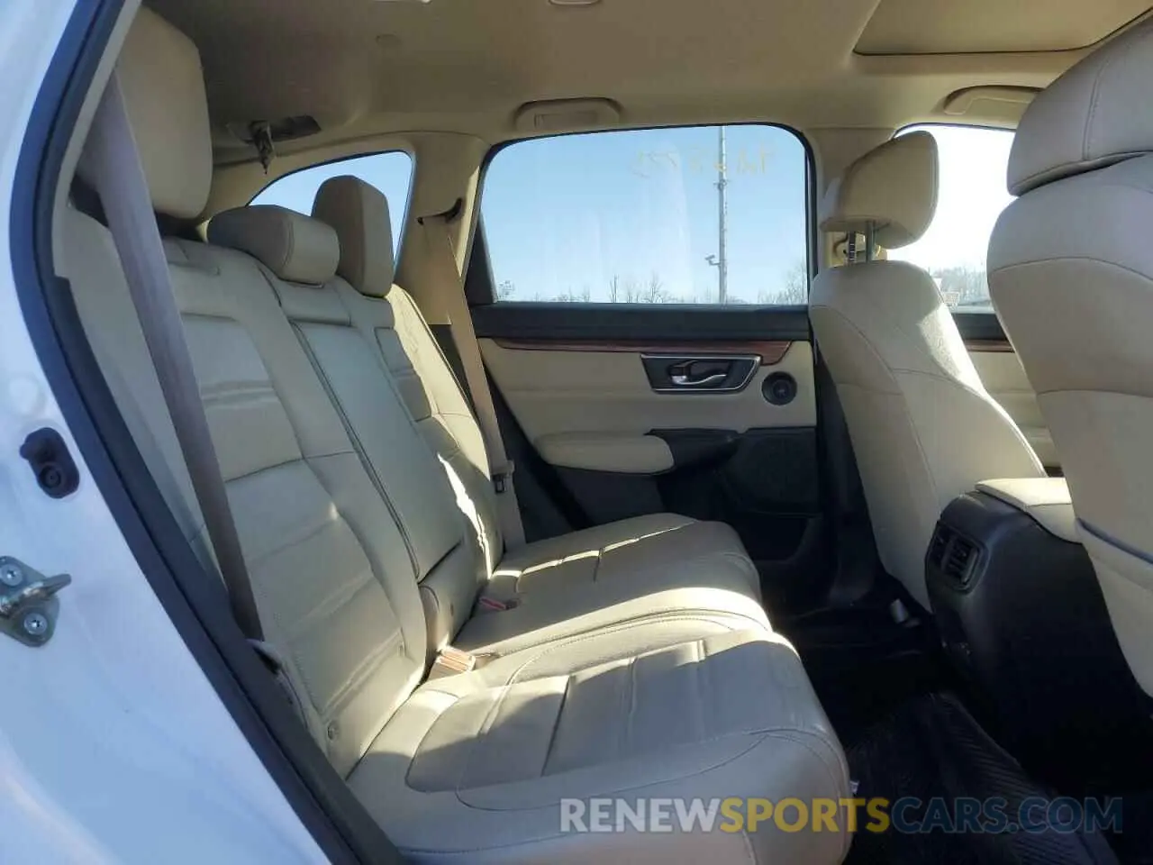 11 fotografías del automóvil dañado 2HKRW2H85KH656812 HONDA CRV 2019