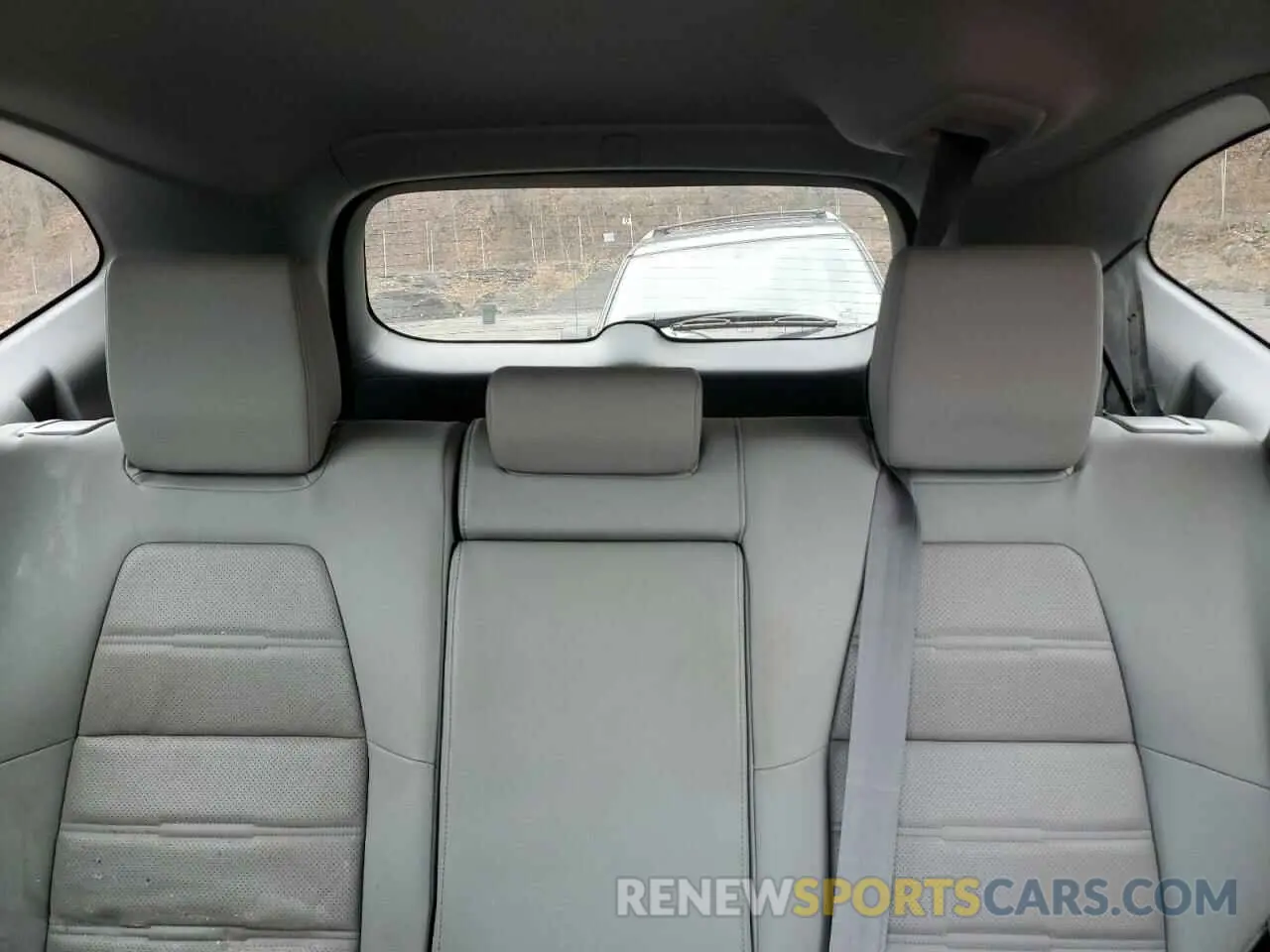 10 fotografías del automóvil dañado 2HKRW2H86KH603861 HONDA CRV 2019