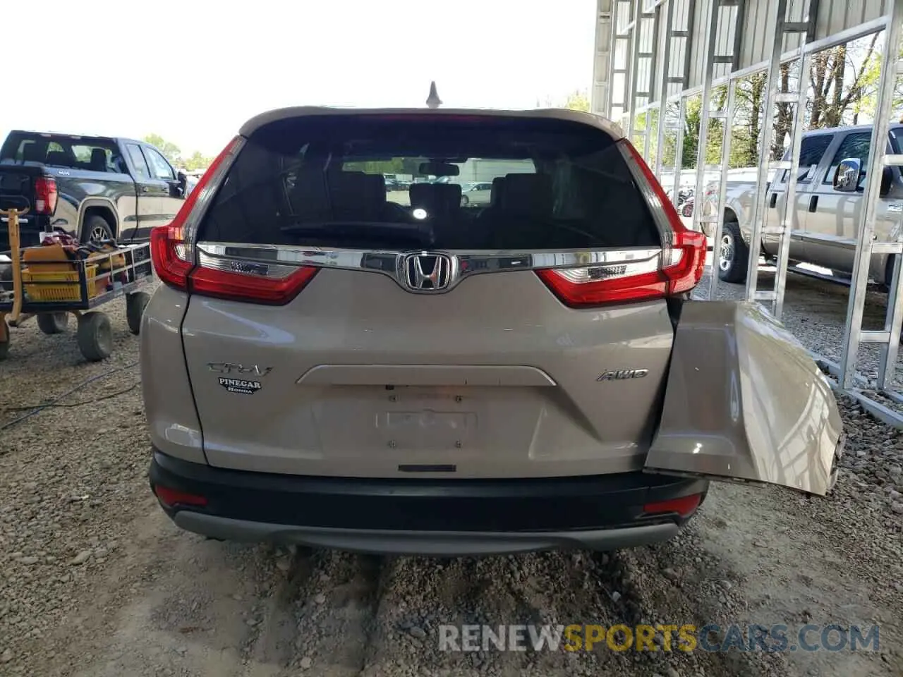 6 fotografías del automóvil dañado 2HKRW2H8XKH624017 HONDA CRV 2019