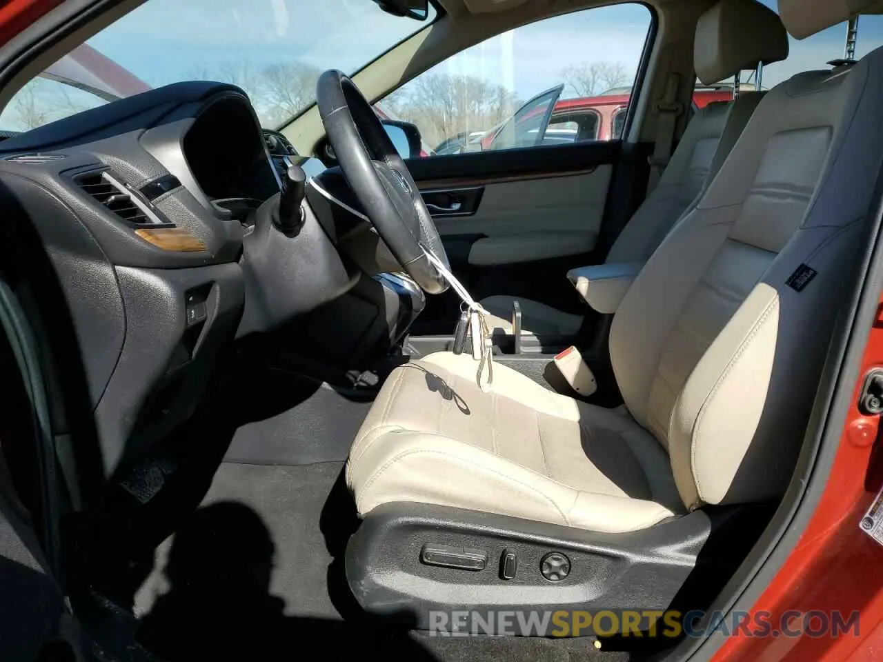 7 fotografías del automóvil dañado 2HKRW2H94KH606489 HONDA CRV 2019