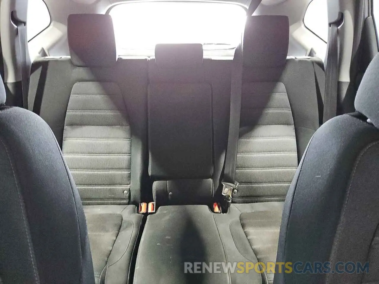 10 fotografías del automóvil dañado 2HKRW5H31KH417621 HONDA CRV 2019