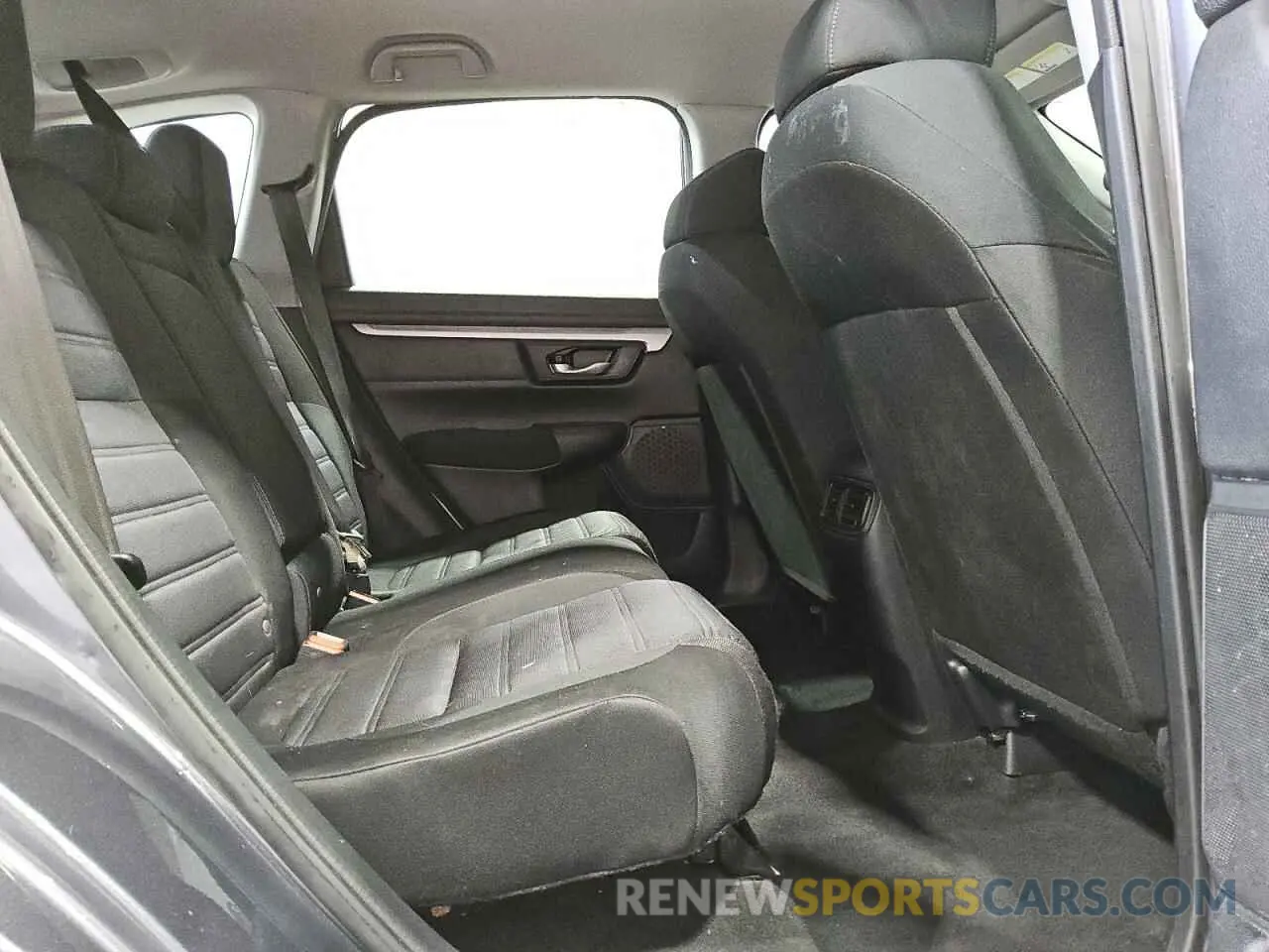 11 fotografías del automóvil dañado 2HKRW5H31KH417621 HONDA CRV 2019