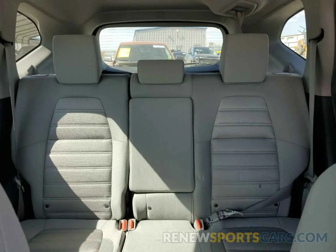 10 fotografías del automóvil dañado 2HKRW5H38KH412397 HONDA CRV 2019