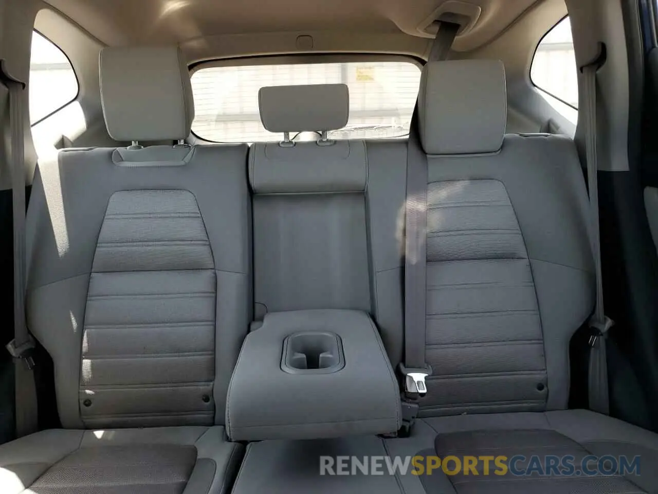 10 fotografías del automóvil dañado 2HKRW6H39KH223487 HONDA CRV 2019