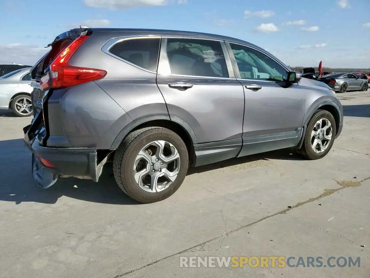 3 fotografías del automóvil dañado 5J6RW1H50KA007033 HONDA CRV 2019