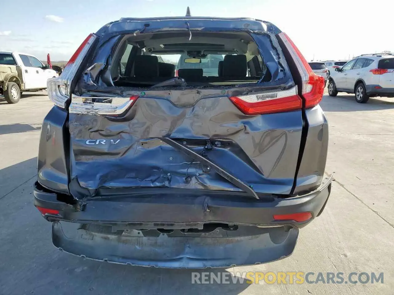 6 fotografías del automóvil dañado 5J6RW1H50KA007033 HONDA CRV 2019