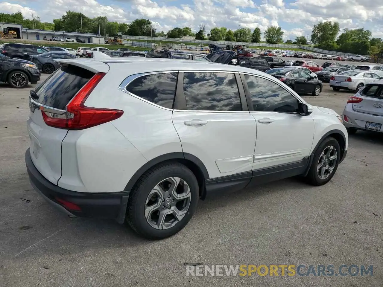 3 fotografías del automóvil dañado 5J6RW1H51KA027873 HONDA CRV 2019