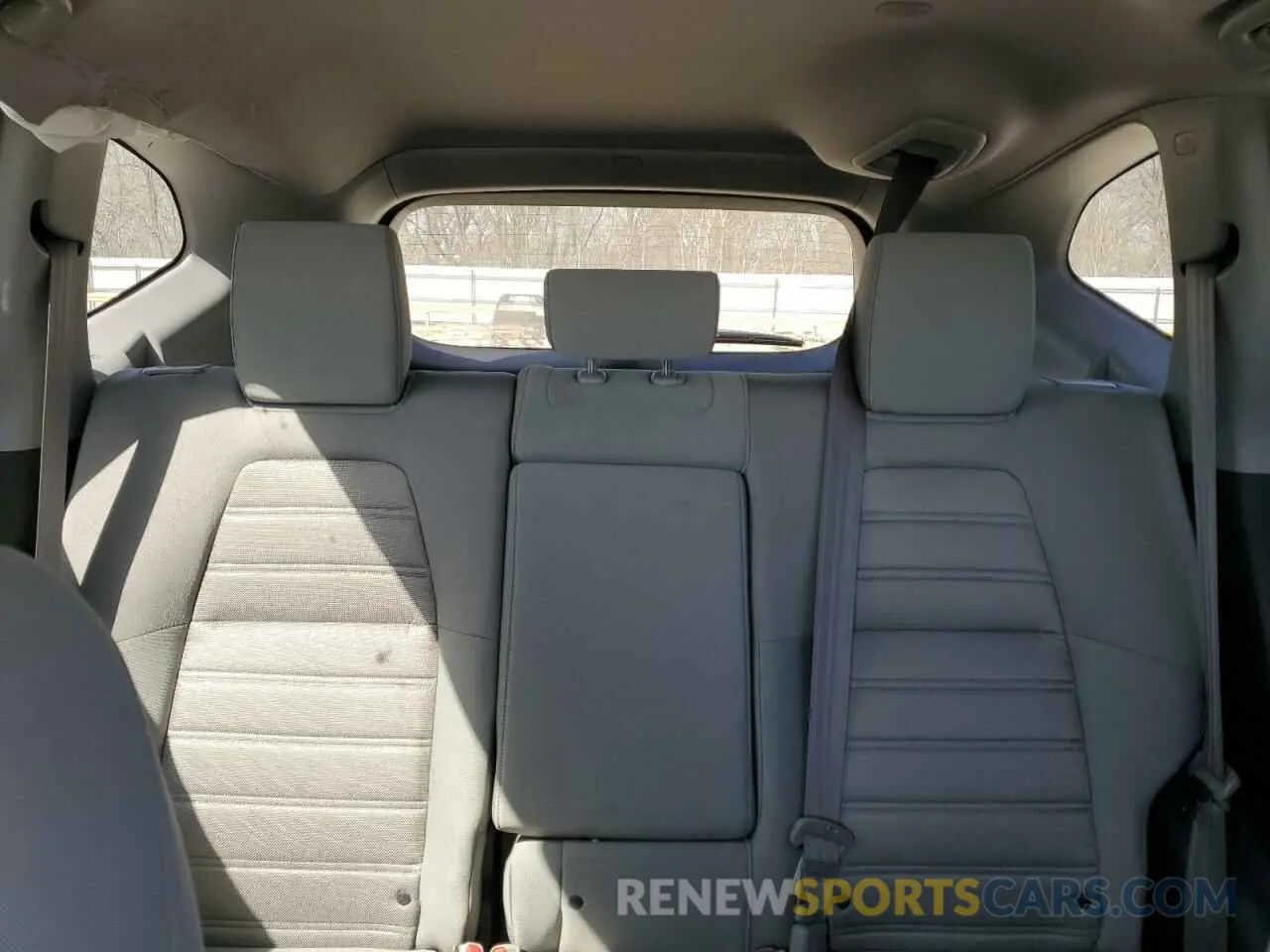 10 fotografías del automóvil dañado 5J6RW1H51KA031888 HONDA CRV 2019