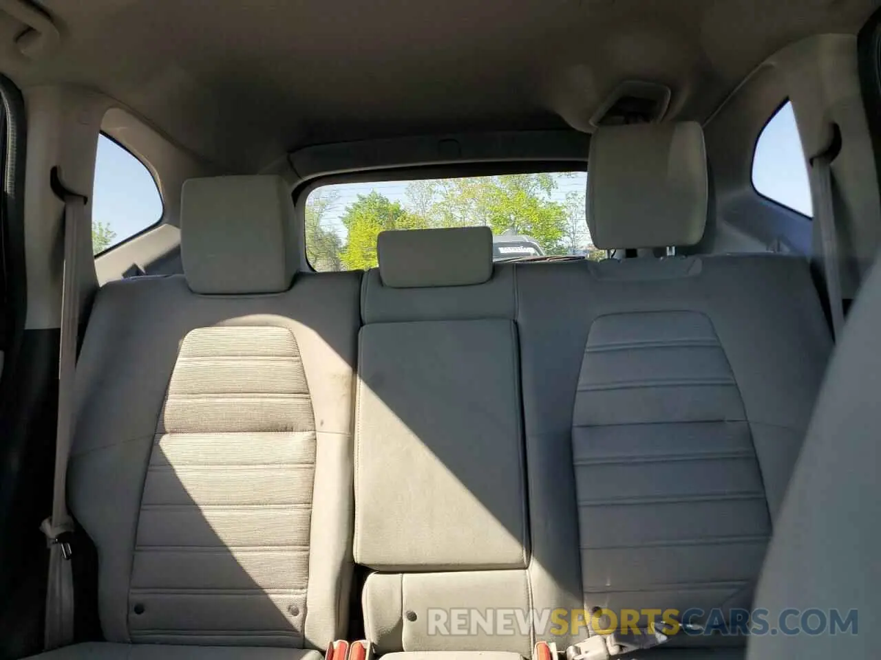 10 fotografías del automóvil dañado 5J6RW1H54KA041959 HONDA CRV 2019