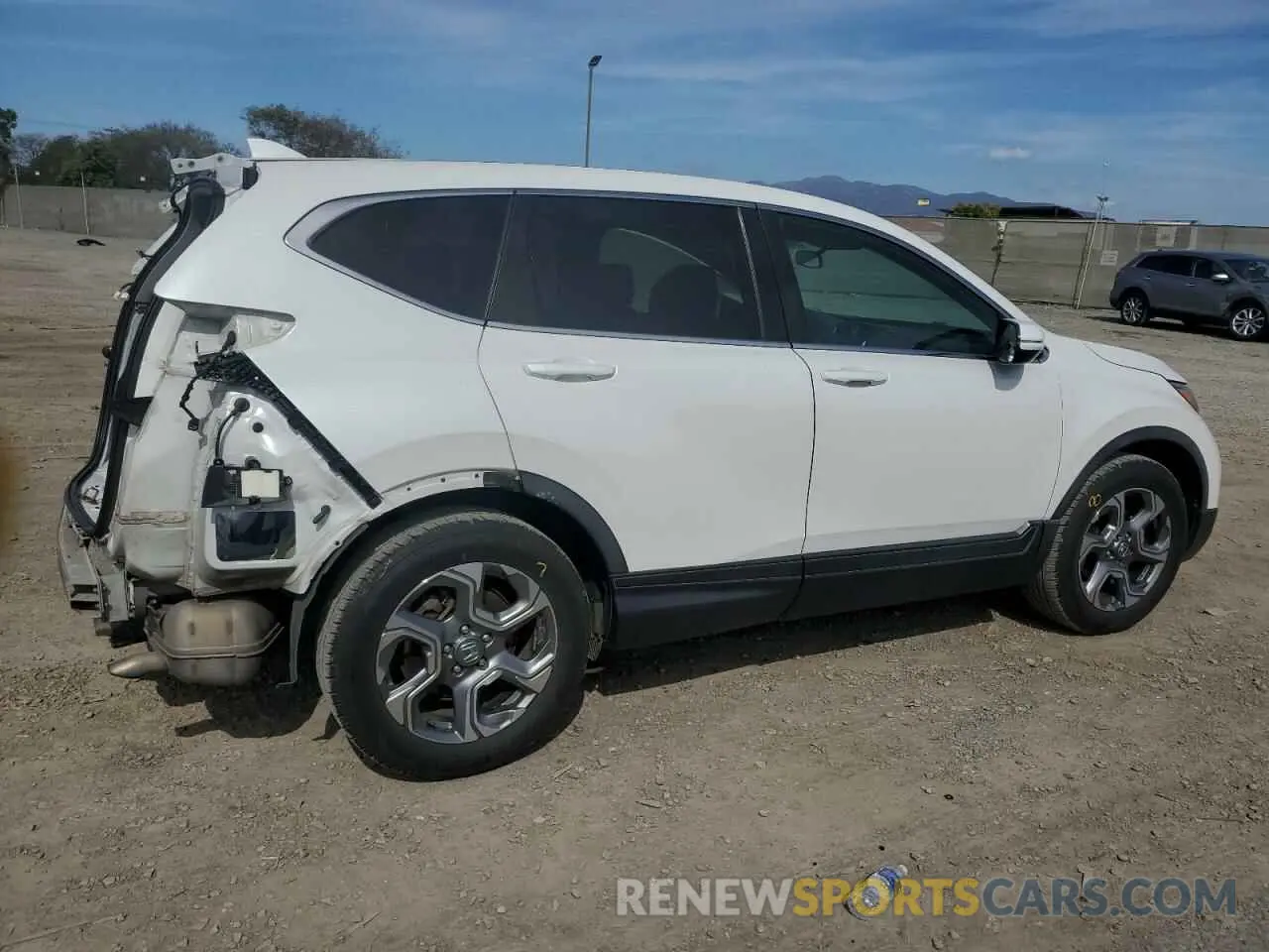 3 fotografías del automóvil dañado 5J6RW1H59KA012697 HONDA CRV 2019