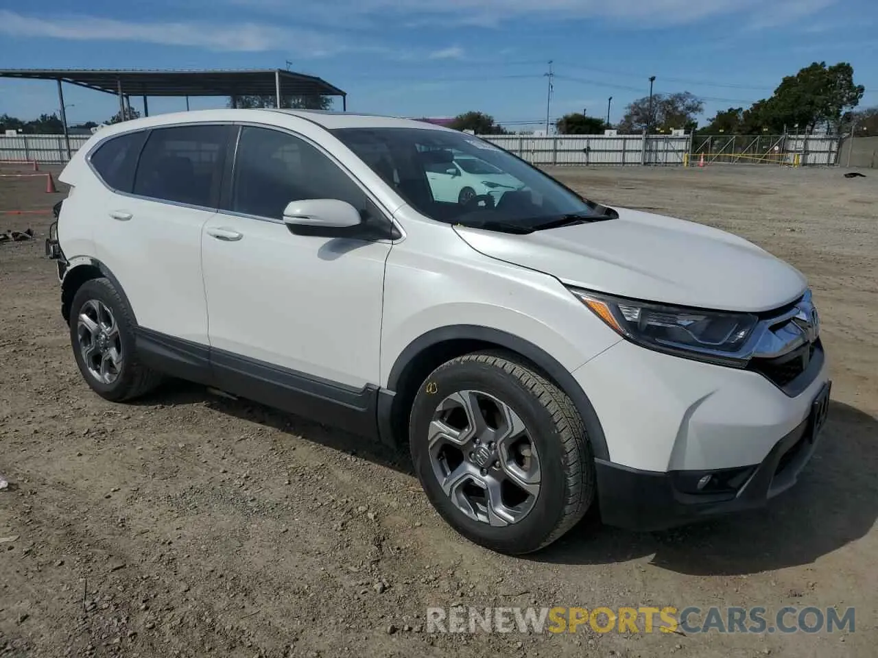 4 fotografías del automóvil dañado 5J6RW1H59KA012697 HONDA CRV 2019