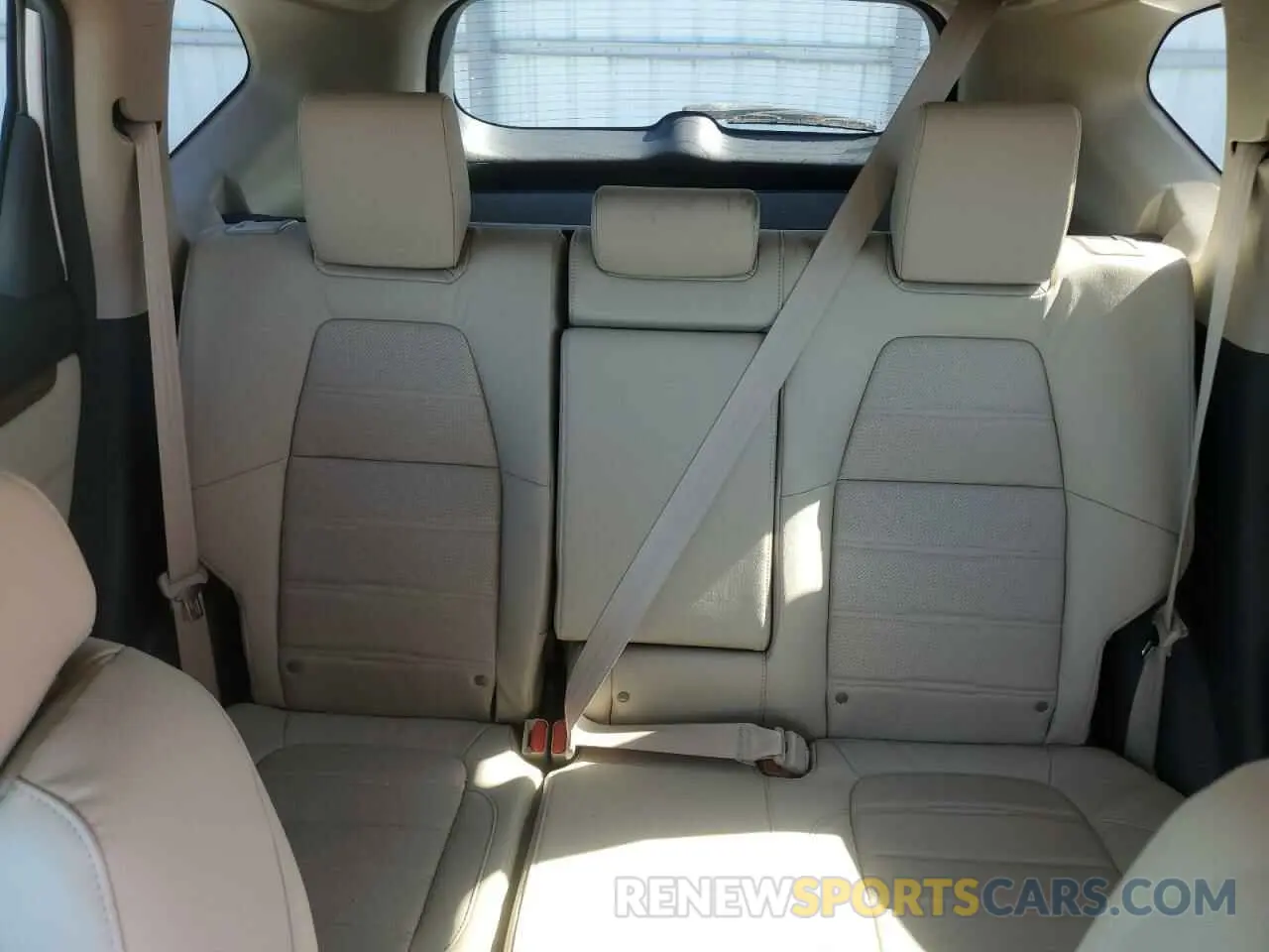 10 fotografías del automóvil dañado 5J6RW1H85KA041530 HONDA CRV 2019