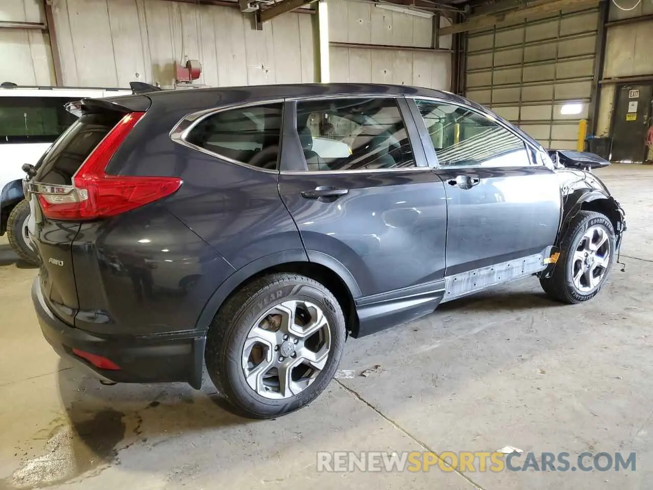 3 fotografías del automóvil dañado 5J6RW2H50KL030337 HONDA CRV 2019