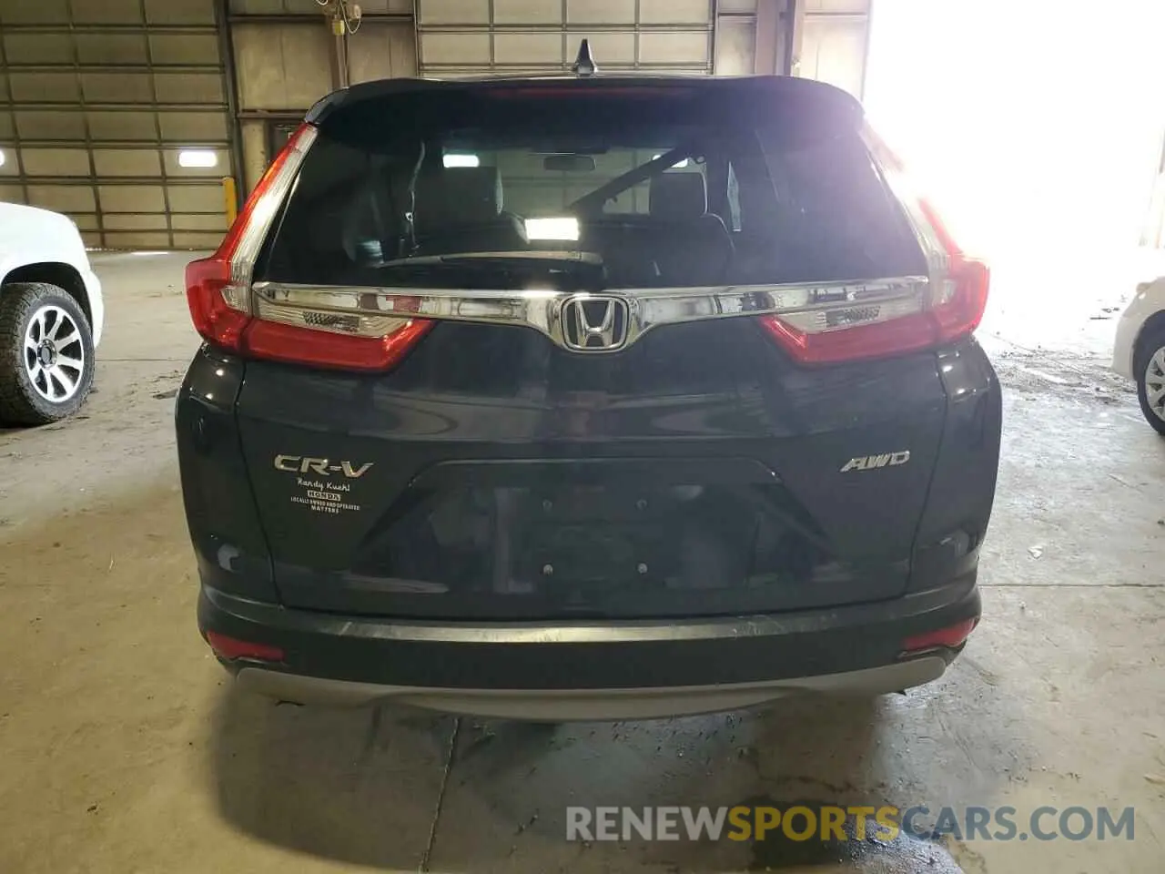 6 fotografías del automóvil dañado 5J6RW2H50KL030337 HONDA CRV 2019