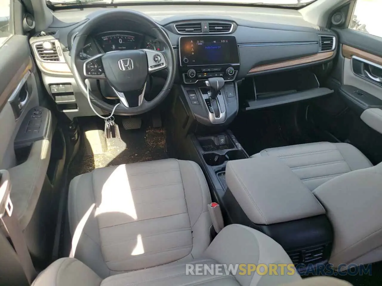 8 fotografías del automóvil dañado 5J6RW2H51KA000081 HONDA CRV 2019