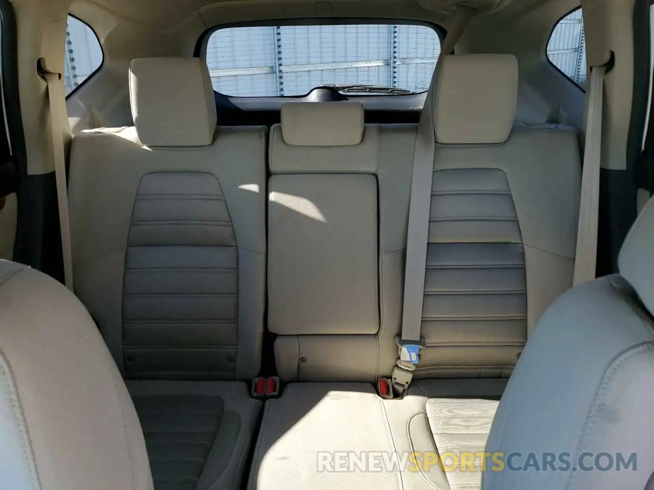 10 fotografías del automóvil dañado 5J6RW2H59KA009479 HONDA CRV 2019