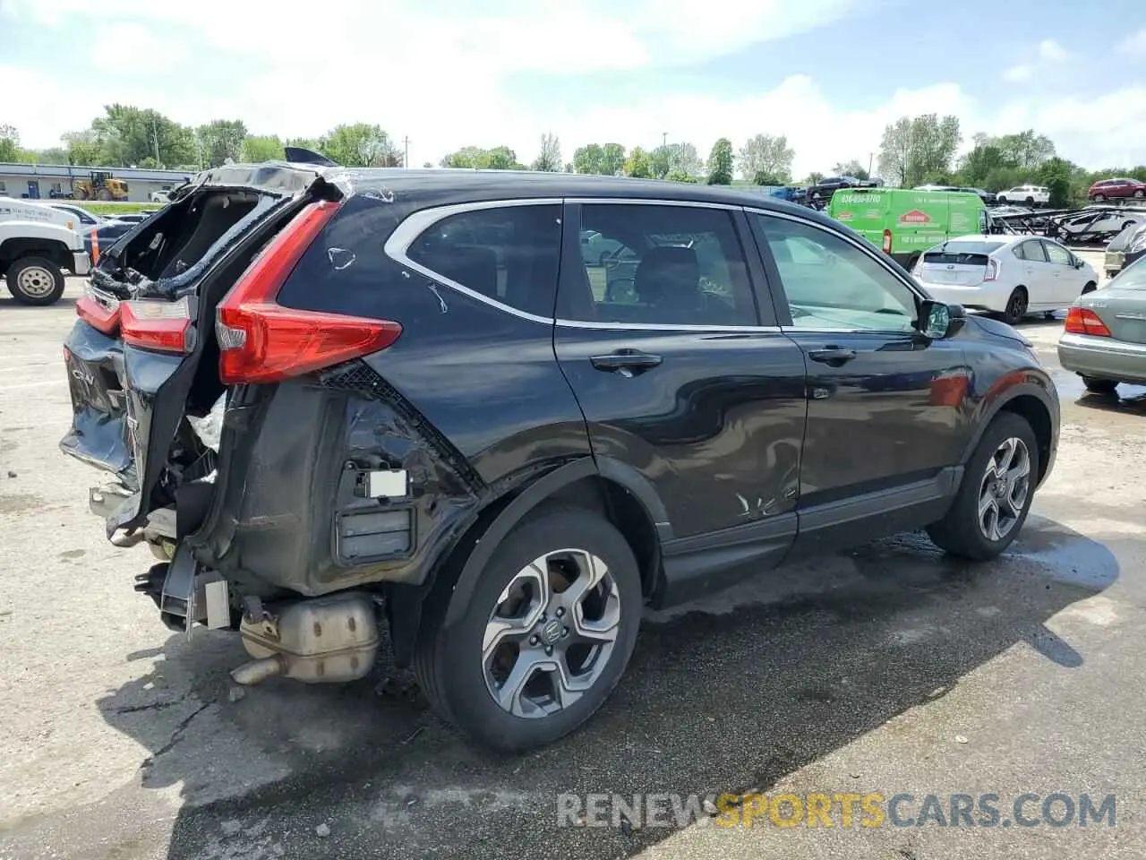 3 fotografías del automóvil dañado 5J6RW2H80KA001099 HONDA CRV 2019