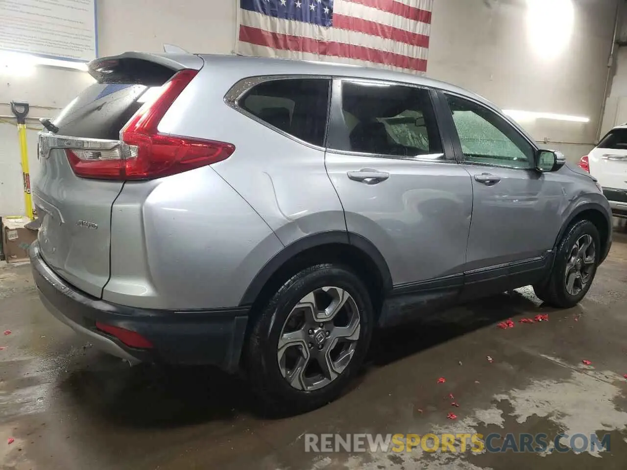 3 fotografías del automóvil dañado 5J6RW2H80KL025133 HONDA CRV 2019