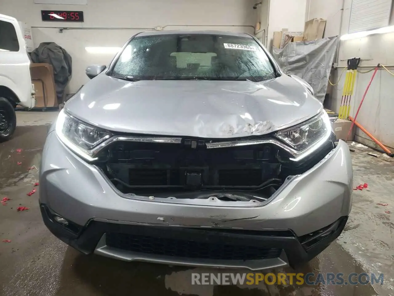 5 fotografías del automóvil dañado 5J6RW2H80KL025133 HONDA CRV 2019