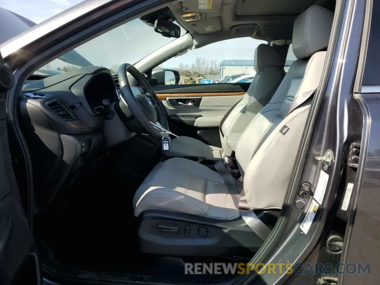 7 fotografías del automóvil dañado 5J6RW2H83KL036529 HONDA CRV 2019