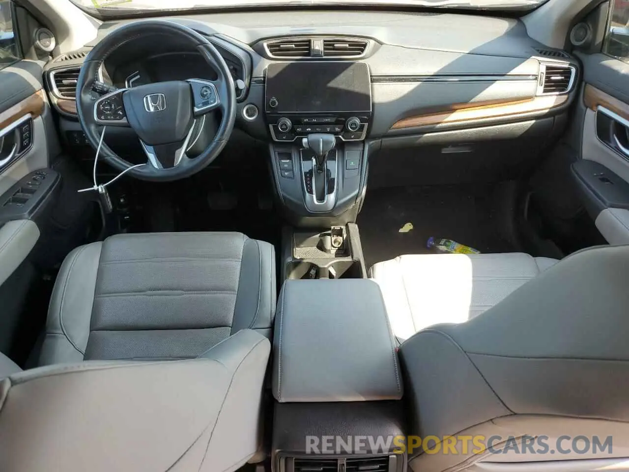 8 fotografías del automóvil dañado 5J6RW2H87KL000987 HONDA CRV 2019