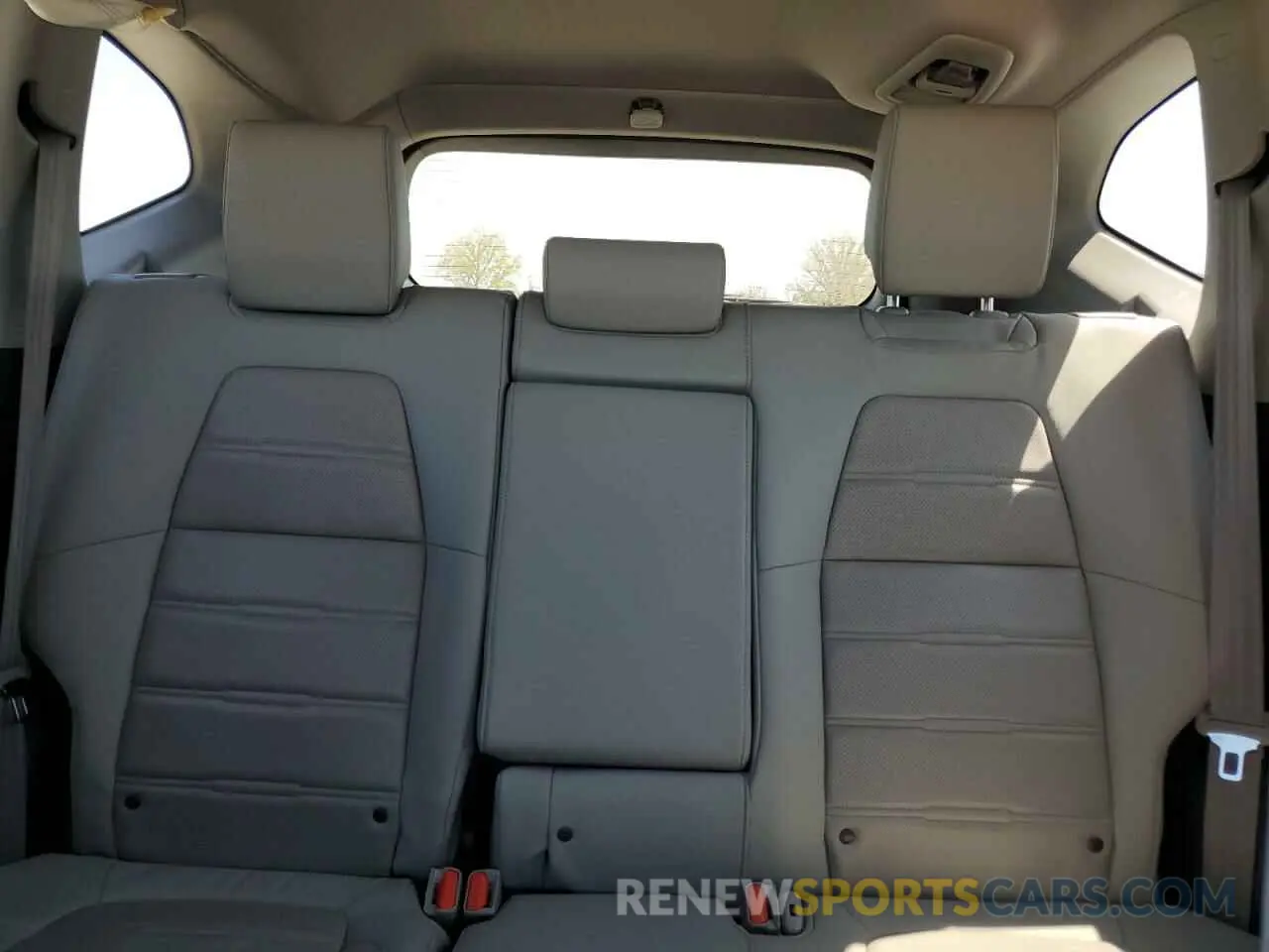 10 fotografías del automóvil dañado 5J6RW2H8XKA002891 HONDA CRV 2019