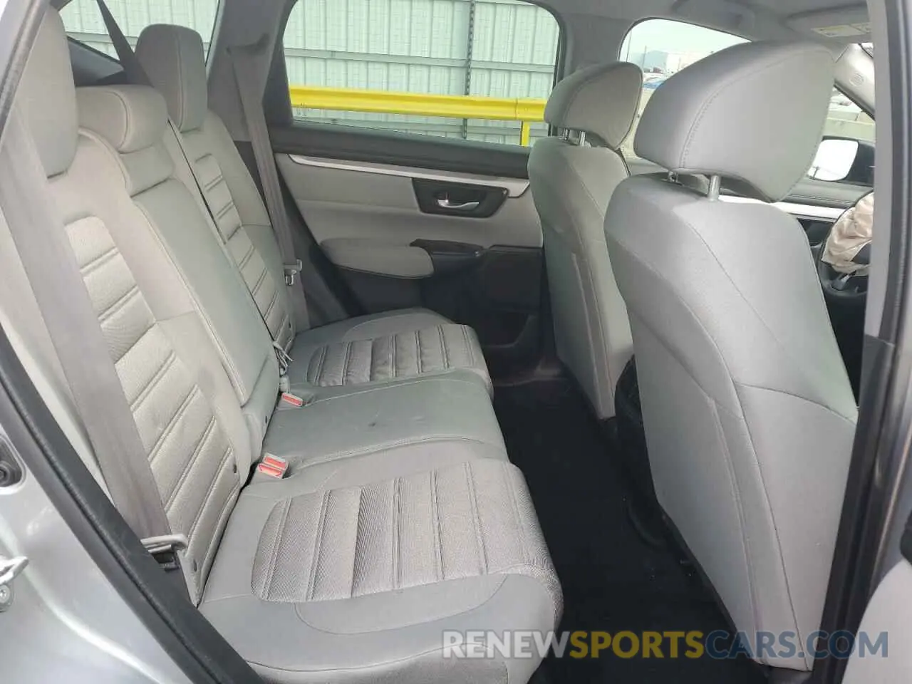 10 fotografías del automóvil dañado 5J6RW5H31KL001011 HONDA CRV 2019