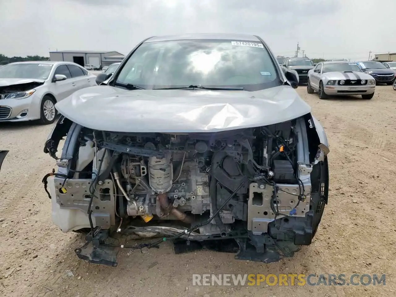 5 fotografías del automóvil dañado 5J6RW5H33KL000779 HONDA CRV 2019