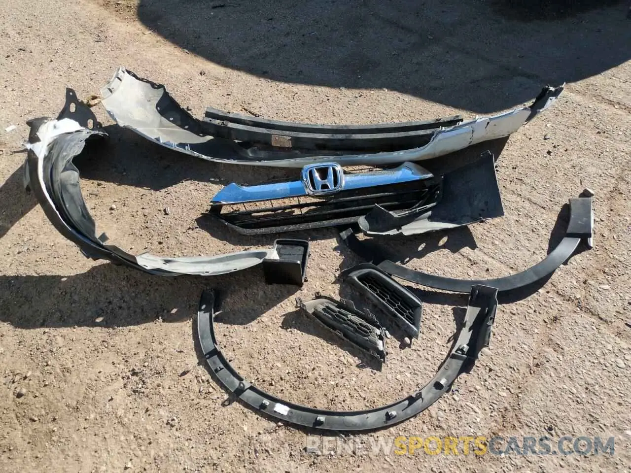 13 fotografías del automóvil dañado 5J6RW5H34KL005229 HONDA CRV 2019